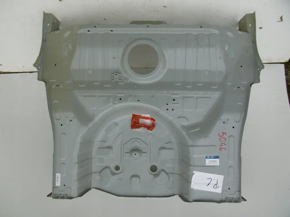 HYUNDAI i10 13-16 PODŁOGA BAGAŻNIKA WANNA NOWA Tani