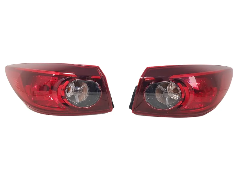LAMPA TYLNA TYŁ LEWA MAZDA 3 13-19 B45A-51160 ORYGINALNA Ostatnia szansa