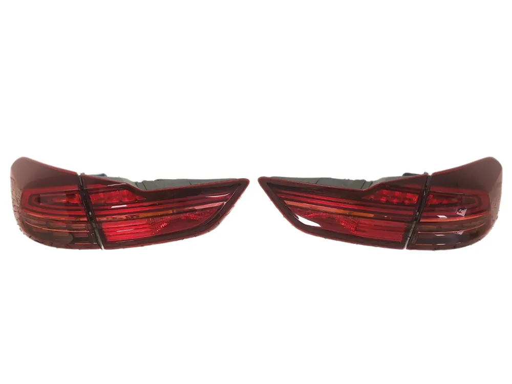 ŁADNA TYLNA PRAWA LAMPA LED W BŁOTNIK KIA CEED III 3 SW KOMBI 18-25 92402-J7150 Najlepsza cena