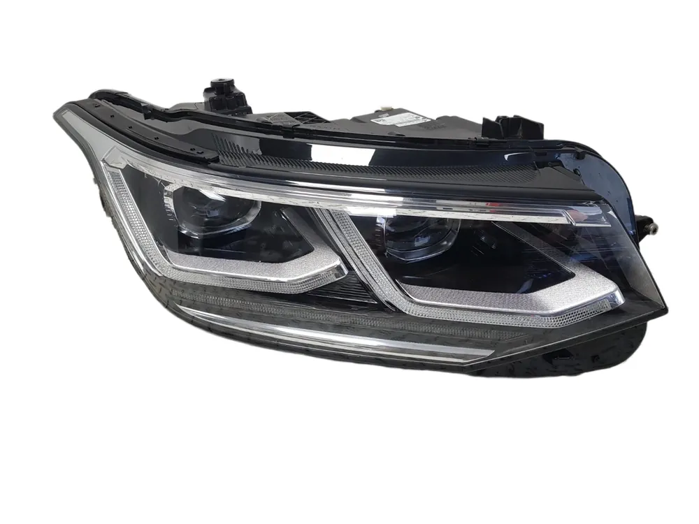 VW TIGUAN II 2 LIFT IQ LIGHT 19- LAMPA PRAWA PRZEDNIA FULL LED REFLEKTOR EUROPA KOMPLETNA 5NN941082D Wysoka jakość