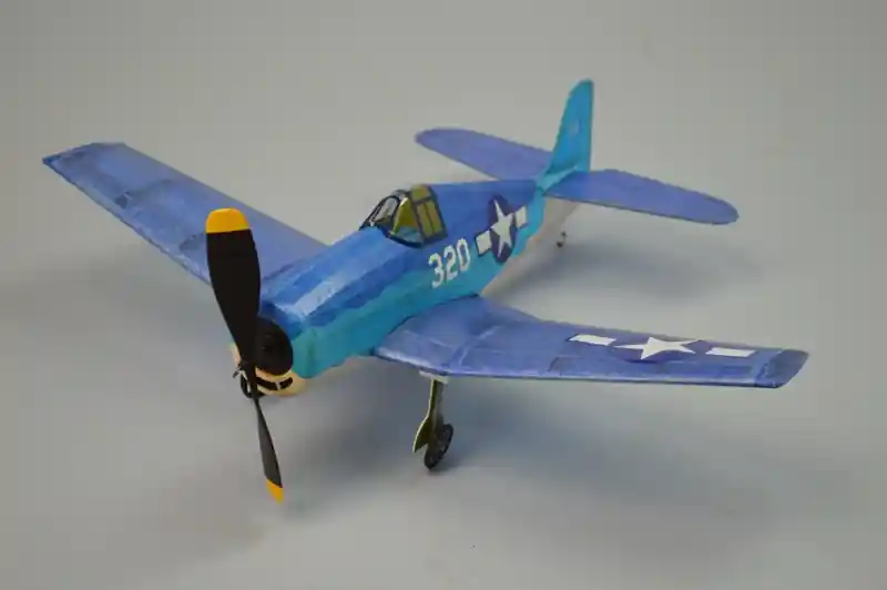 Samolot F6F Hellcat KIT - DUMAS Darmowa dostawa