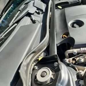 Bestseller Rozpórka Infiniti QX30 Czarna