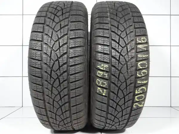 Tani Goodyear ULTRA GRIP PERFORMANCE GEN-1 205/60R16 96 H