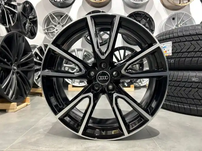 Kup online Oryginalne felgi 20 5x112 ET39 Audi 80A071490A