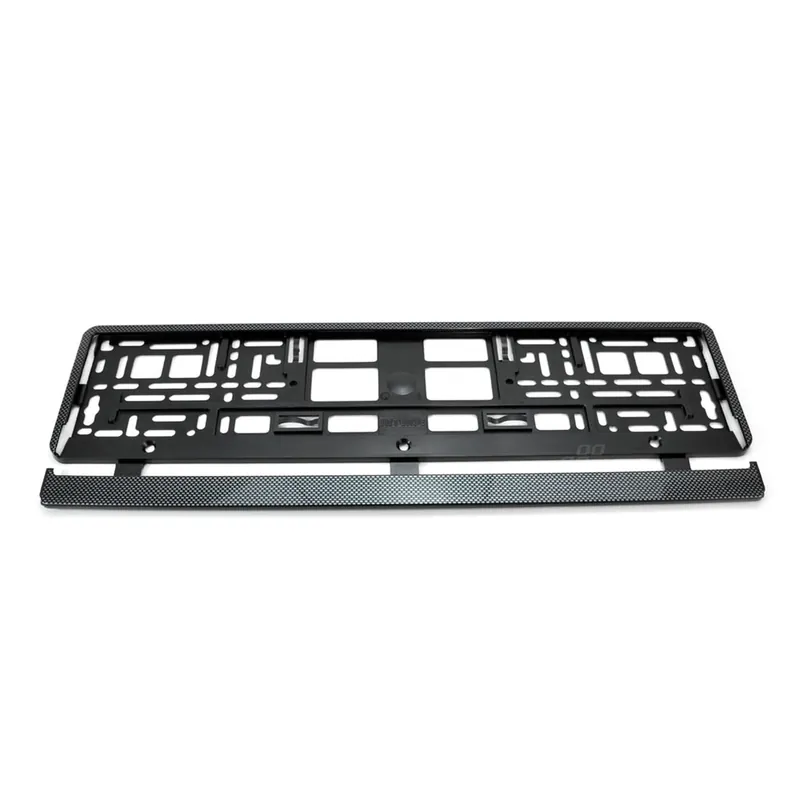 Kup online Ramka tablicy rejestracyjnej carbon elastyczna AMIO-01165