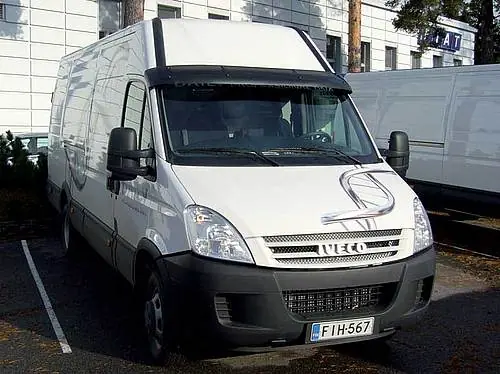 Oferta czasowa Osłona przeciwsłoneczna IVECO Daily 1994-04/2014; RENAULT Master/Mascott 1996-06/2010; OPEL Movano 1996-06/2010, z zestawem montażowym