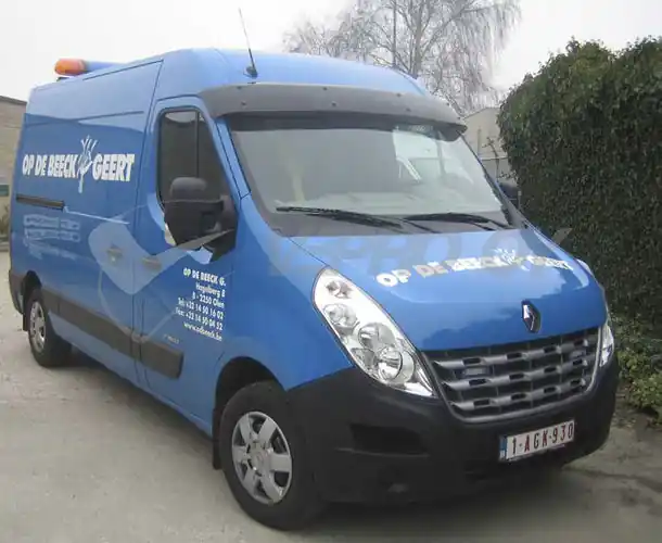 Osłona przeciwsłoneczna RENAULT Master 2010-; OPEL Movano 2010-2021; NISSAN NV400, z zestawem montażowym Bezpieczna płatność