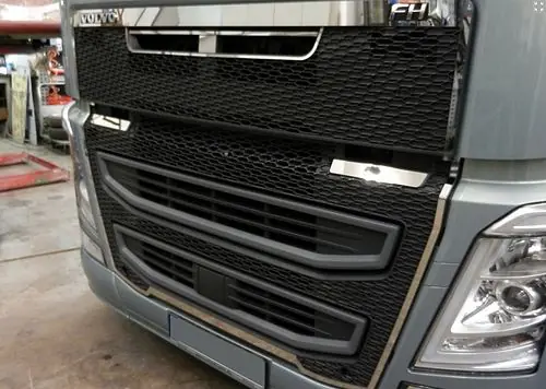 Listwy ozdobne na grill obrzeże, 12 części; Volvo FH4 >2013 Najlepsza cena