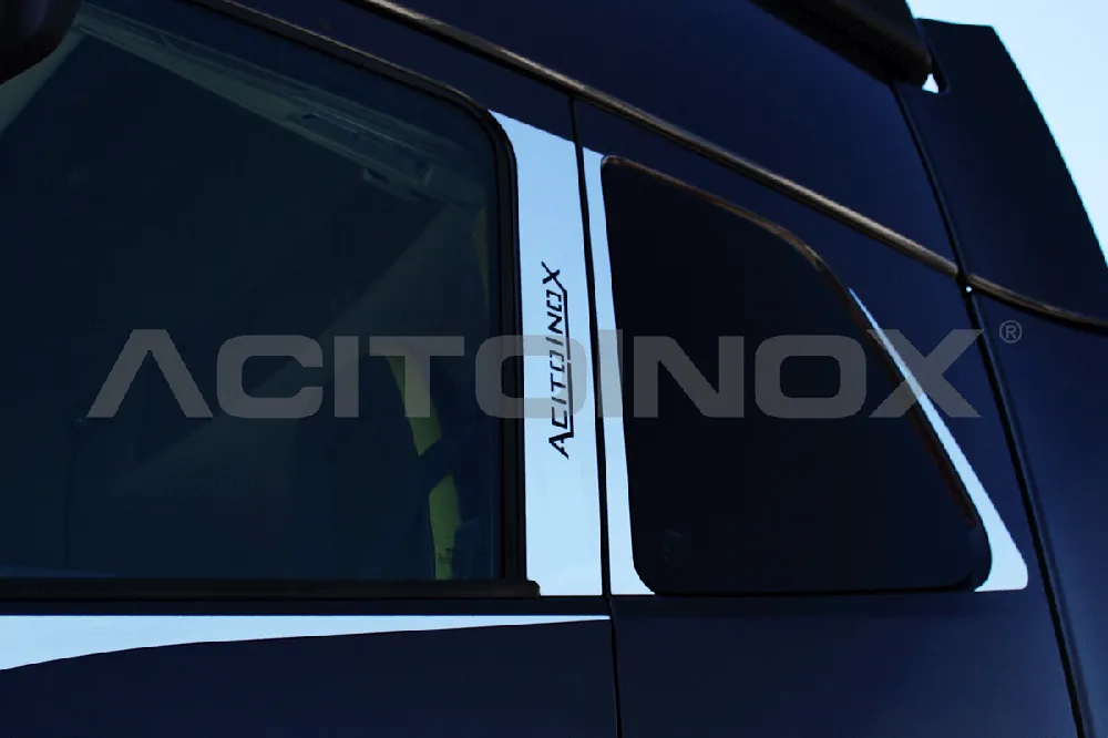 Wyjątkowa oferta Listwy ozdobne na drzwi Volvo FH4