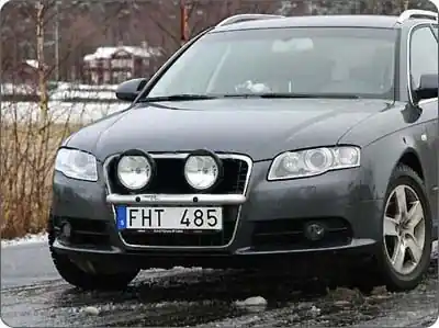 Rama przednia Q-light Audi A4 07-08; dla 2 lamp Rabat