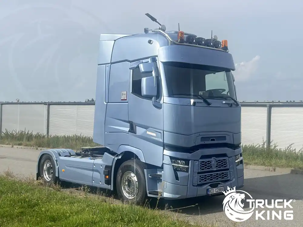 Oferta Osłona przeciwsłoneczena TruckKing XL 40 cm z zestawem montażowym do Renault T, kabina wysoka