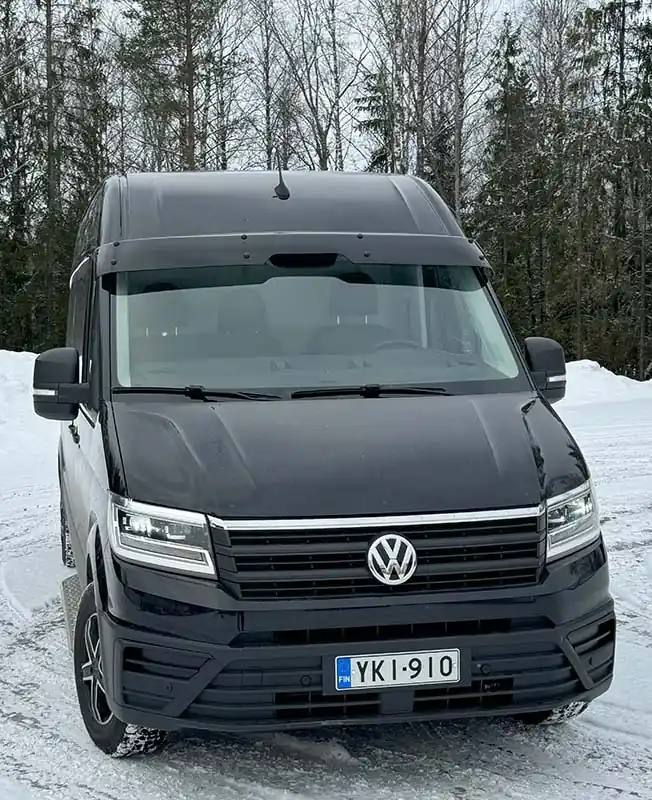 Kup online Osłona przeciwsłoneczna VW Crafter 2017-; MAN TGE 2017-, z wycięciami na czujniki, z zestawem montażowym