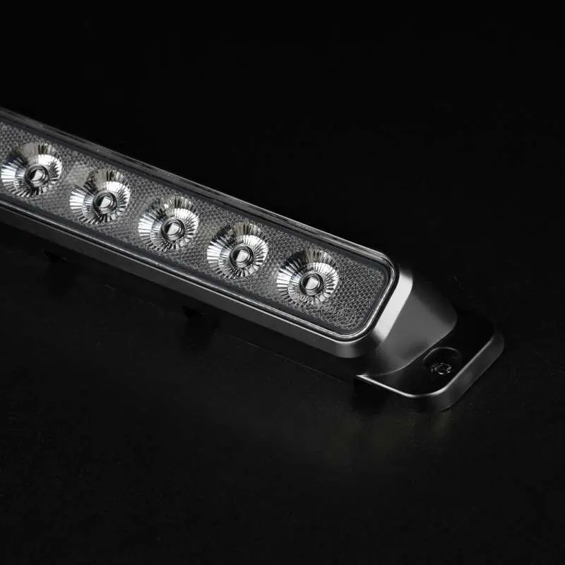 Do wyczerpania zapasów Oświetlenie sceniczne NUUK E-LINE 80W Strands, 10-36V, 8200lm, dł. 566 mm, światło rozproszone