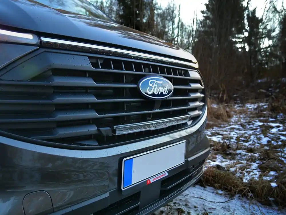 Wyprzedaż Zestaw z lampą Lazer Glide z pozycją w grill FORD Transit Custom 2024